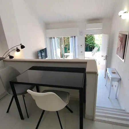 Cap D'antibes Studio Duplex Terrasse Αντίμπ